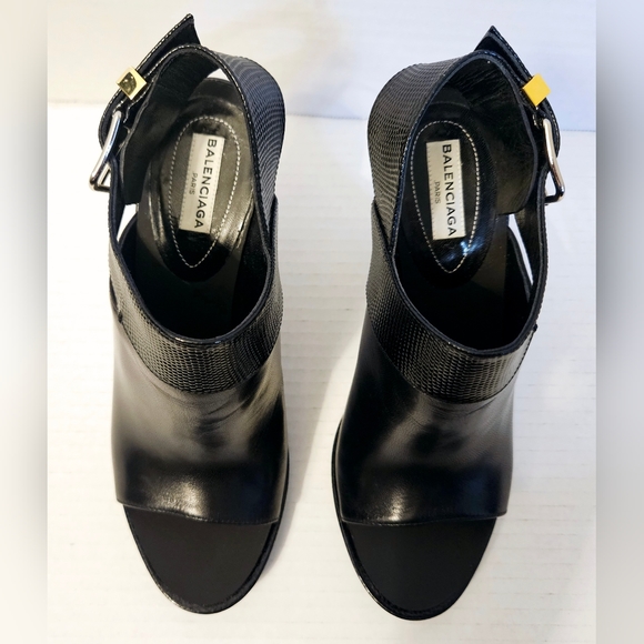 Balenciaga Peep-toe Heels (NWOT) - Picture 8 of 14